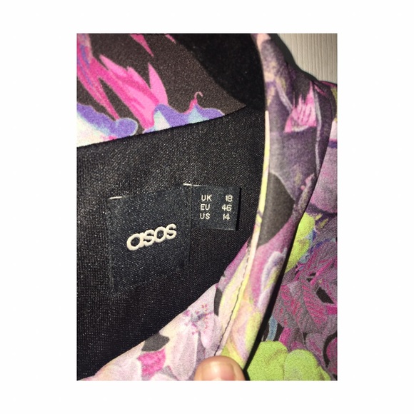 Floral Co-ord (matching crop top and skirt) Two Piece Set Plus Size - Picture 3 of 8